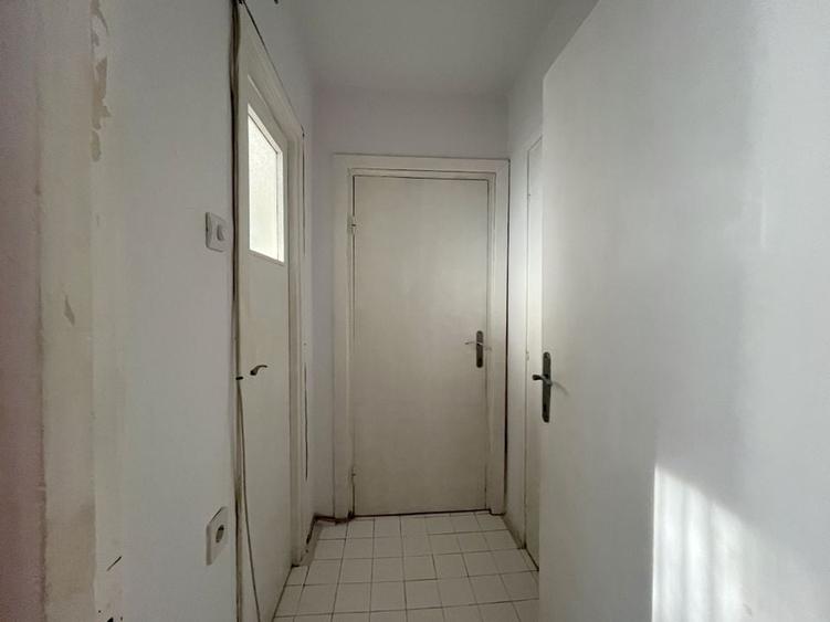 Apartament 2 camere semidecomandat – Zona Medicina - 19