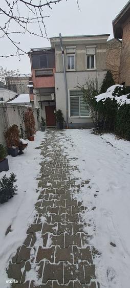 Casă cu 3 camere cu Teren 200 Mp în Bucureștii Noi