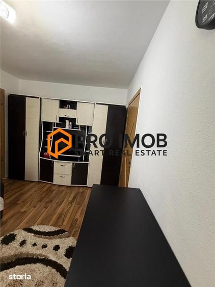 Apartament cu 2 camere decomandat, mobilat în Central