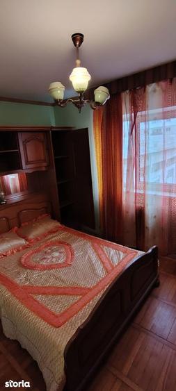 Apartament 4 camere str.Primaverii etaj 2 - 11