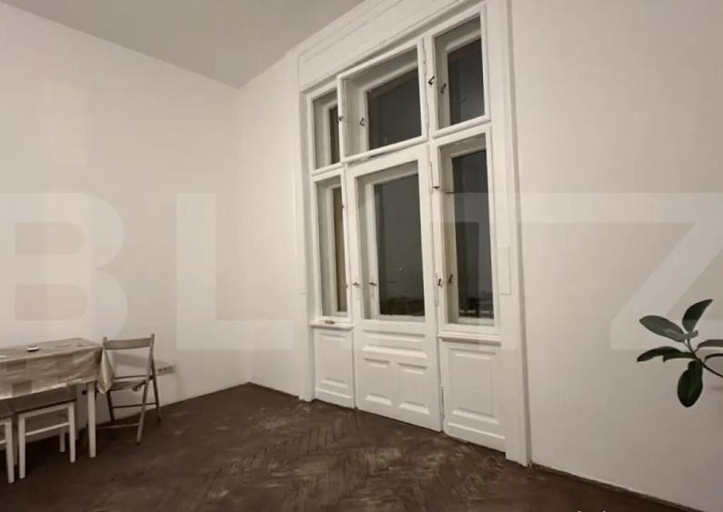 Apartament ultracentral cu o camera, terasa de 38mp ?i bal - 1