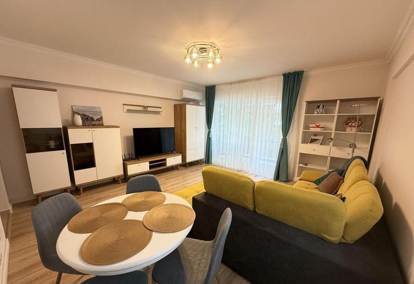 Apartament 3 camere Lux+Loc de parcare in Bloc Nou zona Victoriei - 2