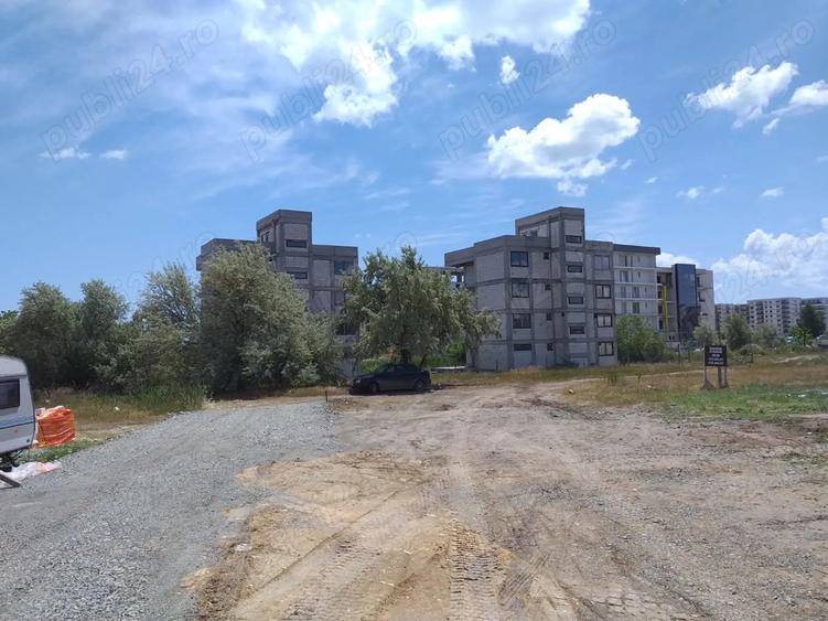 Mamaia Nord - Partea cu marea- -700mp mamaia nord pe colt PUZ P+6 - 7