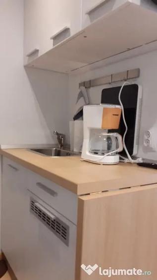 Garsoniera in Centrul Vechi, Brasov, in mijlocul actiunii!!! - 6