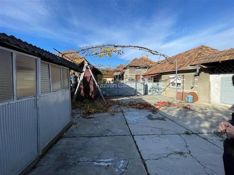 RECO vindem casa in Tinaud