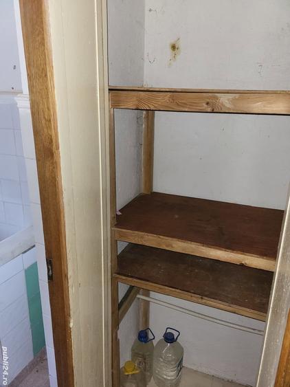 De vanzare apartament cu 3 camere etaj 3 in Parscov ,zona centrala! - 4