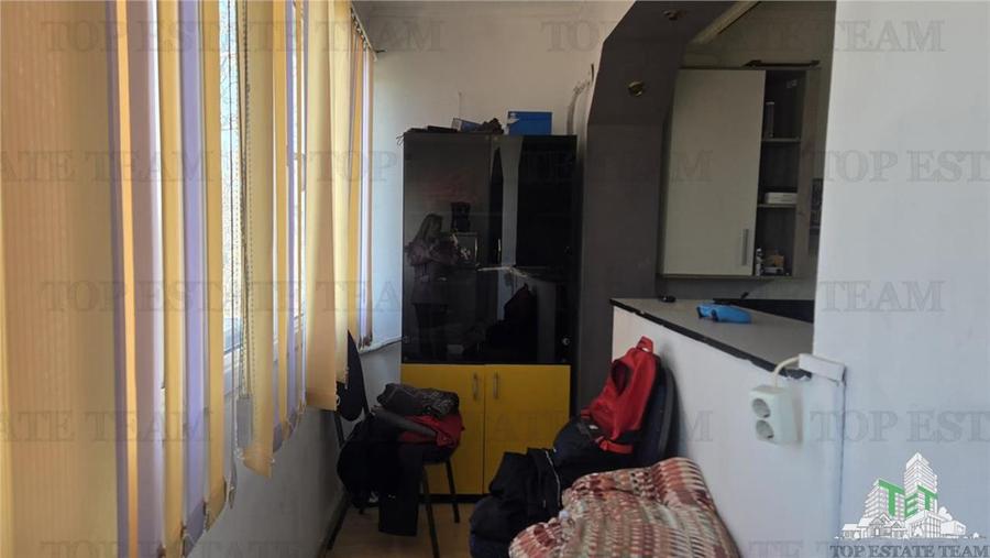 Apartament luminos de vanzare cu 2 camere in zona Crangasi - 5