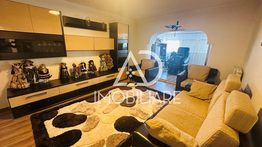 Apartament 3 camere de vânzare-Strada Traian, parter, 114 mp - 2