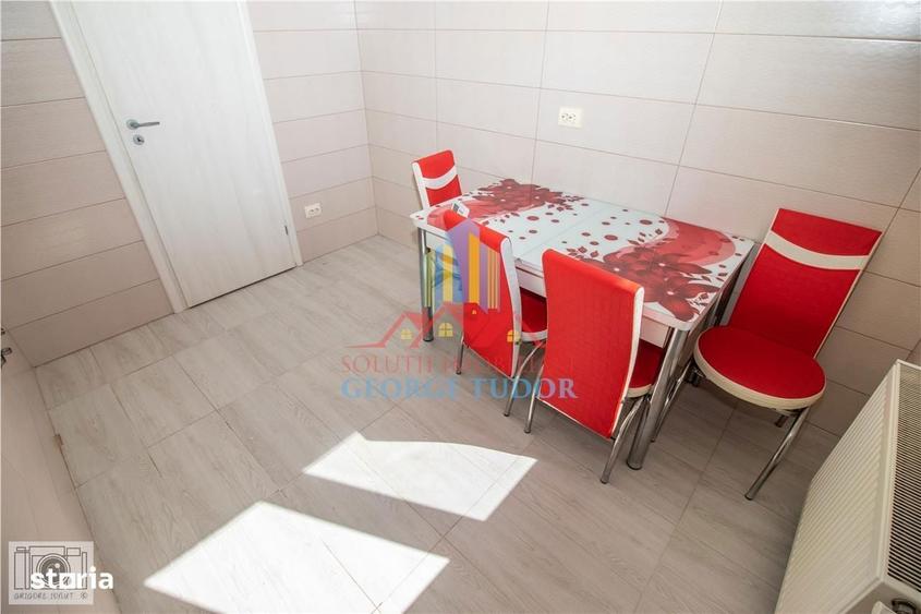 Apartament 2 camere total decomandat + parcare privata, Str. Acvilei 4 - 17