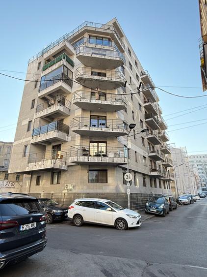 Unirii-Casa Poporului/ Birou 2 camere / Parcare subterană / Nu se aplică TVA - 19