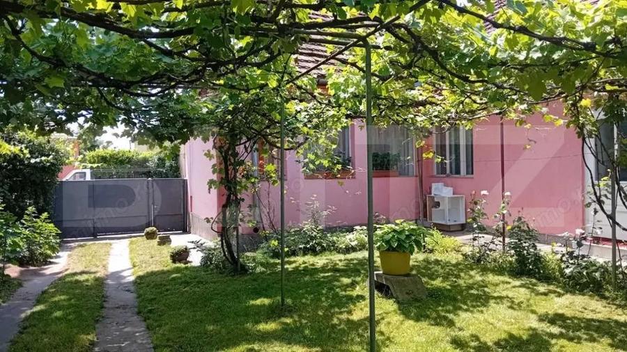 Casa cu 4 camere, 140 mp, teren 450 mp, oras Blaj - 14