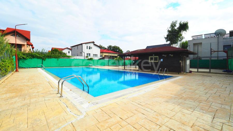 Vila cu 4 camere in complex cu piscina comuna - 1