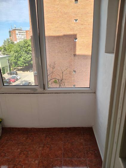 Inchiriez apartament Circumvalatiunii - 1