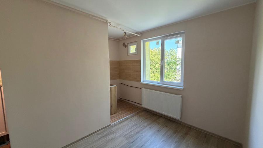 Apartament 2 camere Baicului sector 2 - 4