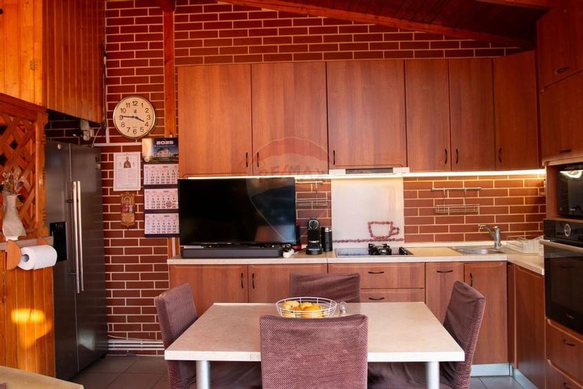 De vanzare casa 7 camere, 306 mp desfasurati parcul Rizer -comision 0% - 5