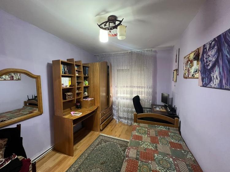 Ap. 3 camere de inchiriat Centru - 6