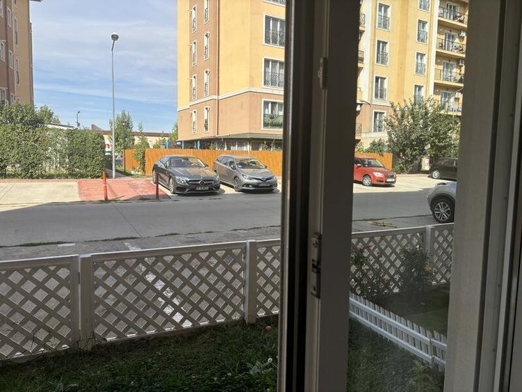 COSMOPOLIS ap. doua camere . Ocazie! - 4