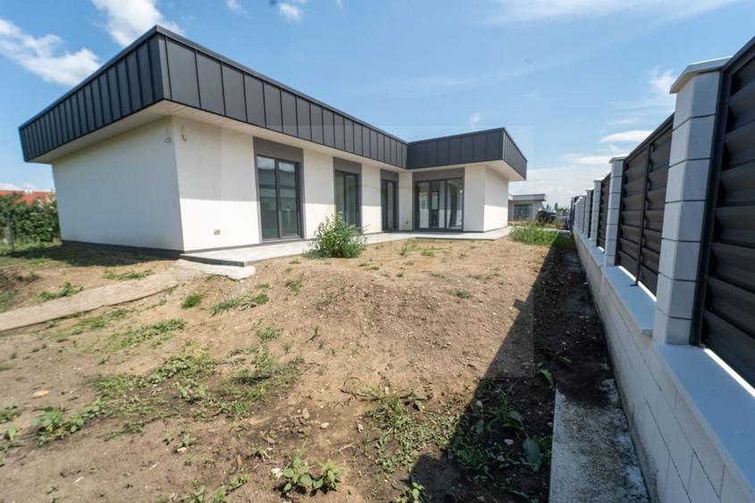 Casă modernă, parter, Halchiu – la doar 15 minute de Brașov - 2