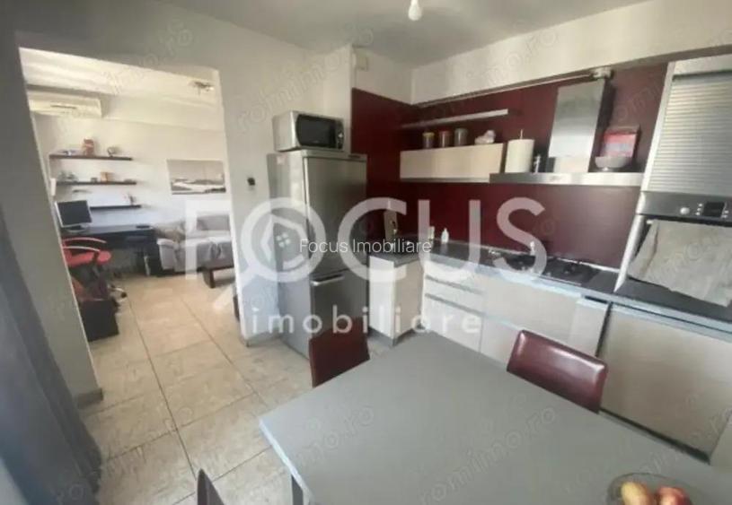 Vand apartament 3 camere Piata Victoriei - ultracentral Vand apartament 3 camere Piata Victoriei - ultracentral