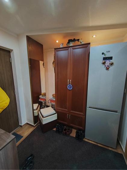 Vand apartament cu 2 camere + boxa inclusa in CF - 4