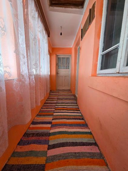 Teren si casa+ anexe de vânzare  - 6