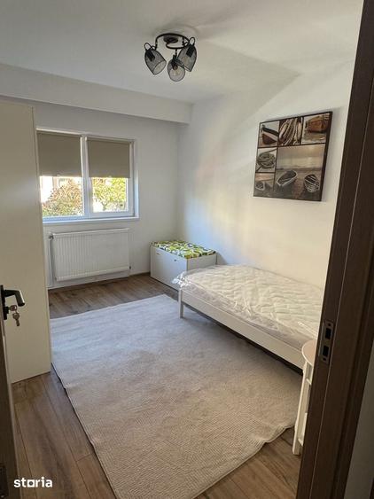 Apartament cu 3 camere în Progresul
