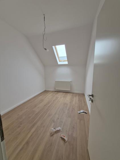 Vila individuala 5 camere, 4 bai, teren 230 mp - Bragadiru Mc Donald's - 20