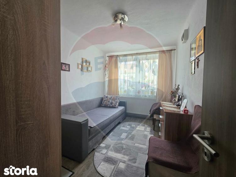 Casa cu 3 camere vis a vis de Biserica Romano Catolica Medias - 8