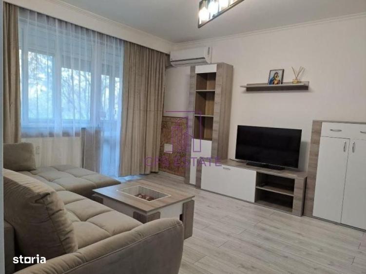 Apartament cu 3 camere decomandat în Drumul Taberei