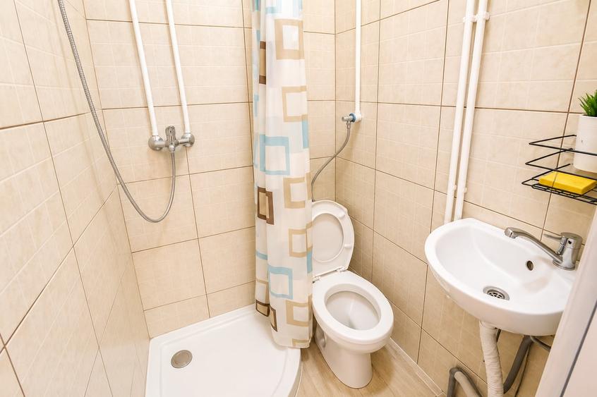 Garsonieră decomandată, mobilată în Lipovei
