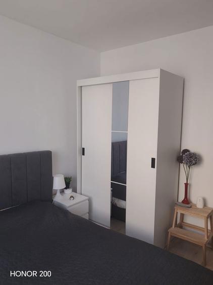 Inchiriez aparatament 2 camere , semidecomandat , apartamentul a fost recent renovat - 6