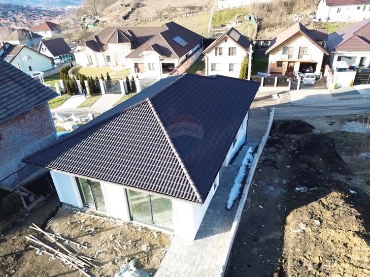 Casa noua cu 4 camere- Medias - 5