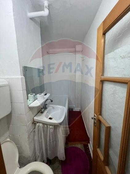 Apartament cu 4 camere de vanzare in zona Sud-Est - 6