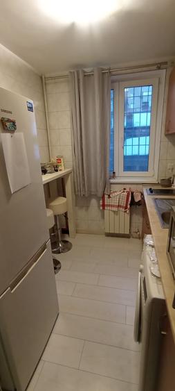 2 camere ideal investitie, creditabil, metroul Piața Romană la scară - 11