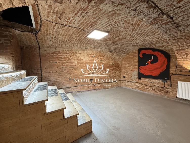 SAD - Spatiu comercial central de 160mp in Arad - ideal: crama, cafenea, magazin - 2