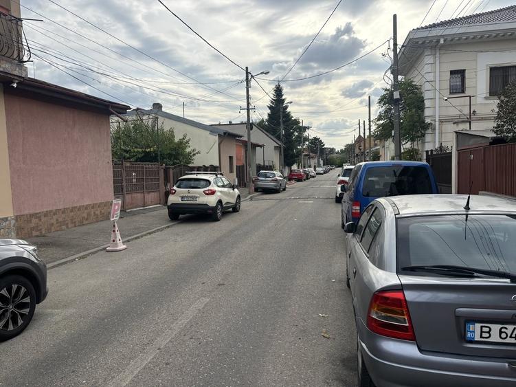 Casă cu 2 camere cu Teren 10 Mp în Eroii Revoluției
