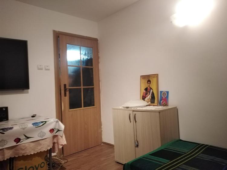 Apartament cu 2 camere decomandat, zona Alexandru cel Bun - 2
