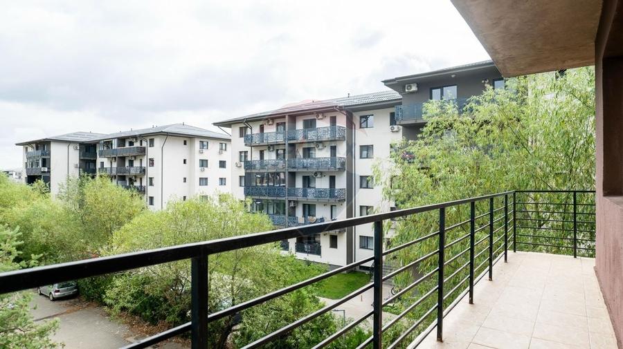 Apartament cu 3 camere de închiriat - 4