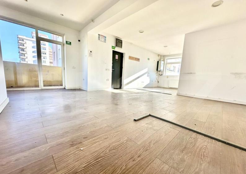 Spatiu de inchiriat, 66 mp, zona Cetate - 10