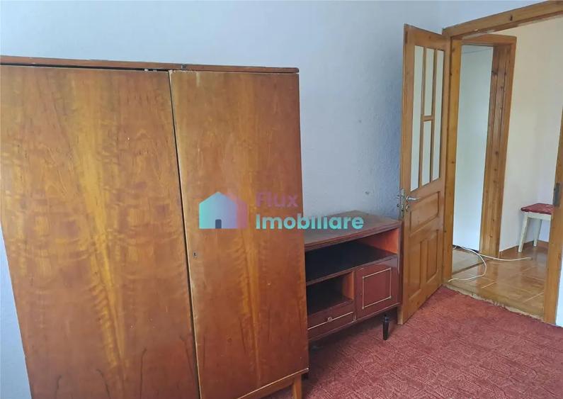 Apartament cu 3 camere etaj 2 Obcini zona Dany Gry - 4