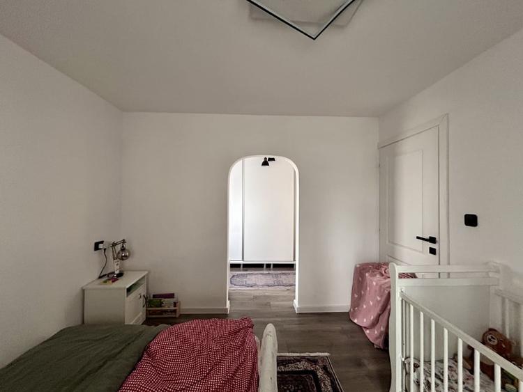 Apartament 4 camere, 2 bai, centrala proprie, Penes Curcanul, Ploiesti - 19