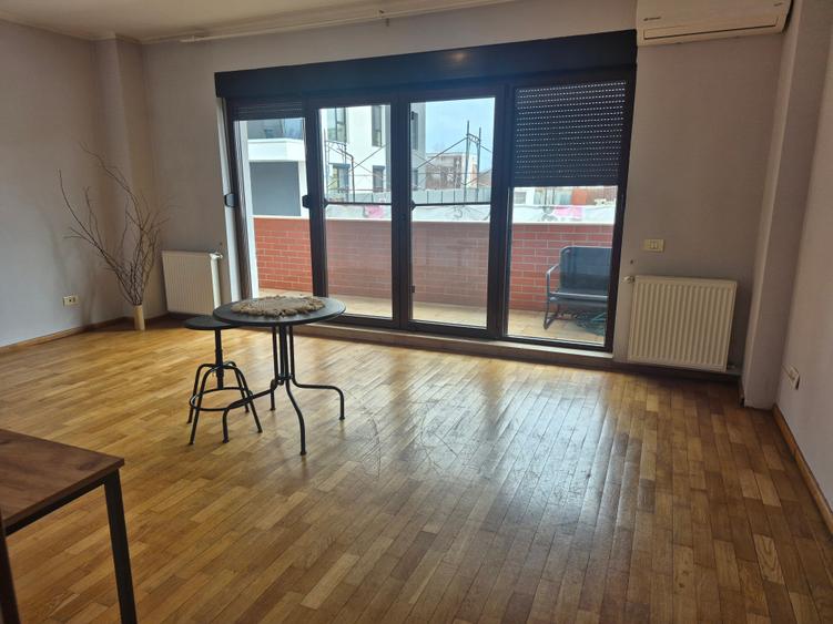 3 camere decomandat, bloc 2010, metrou , pereti interiori din caramida - 6