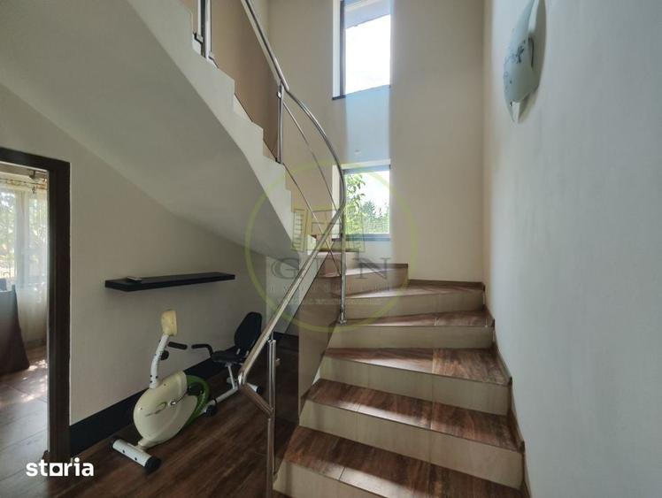 Casă cu 5 camere cu Teren 709 Mp în Ghercești