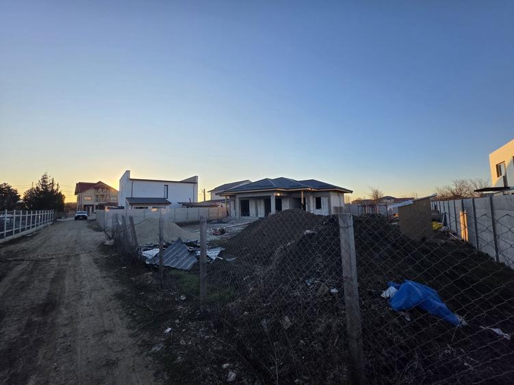 Teren de vanzare - 1