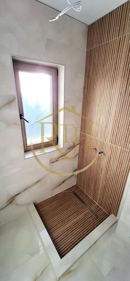Oferim spre vanzare casa-duplex cu 4 camere si 3 bai situata in Giroc - 12