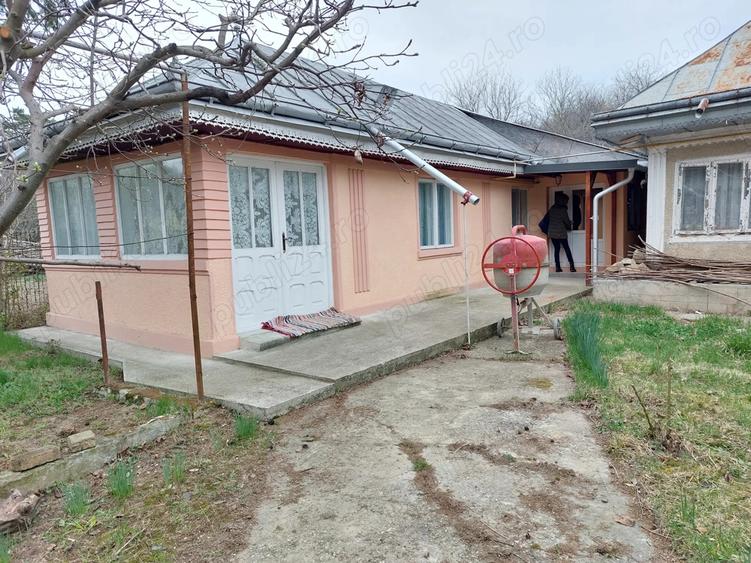 Vand sau schimb cu apartament, casa in Magura, Bacau - 7