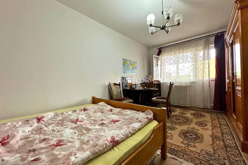 Apartament cu 2 camere | D&acirc;mbul Pietros | 82.000 EUR - 3