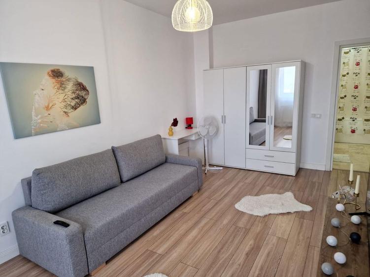 Inchiriez garsoniera - 2