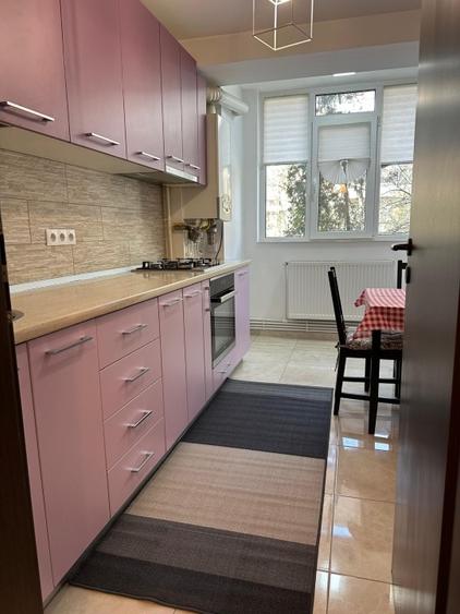 Apartament Mazepa 1- foarte aproape de faleza (vand sau inchiriez) - 2