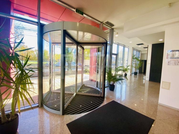 Cladire de birouri moderna P+2 cu terasa, depozit, parcare, metrou - 1